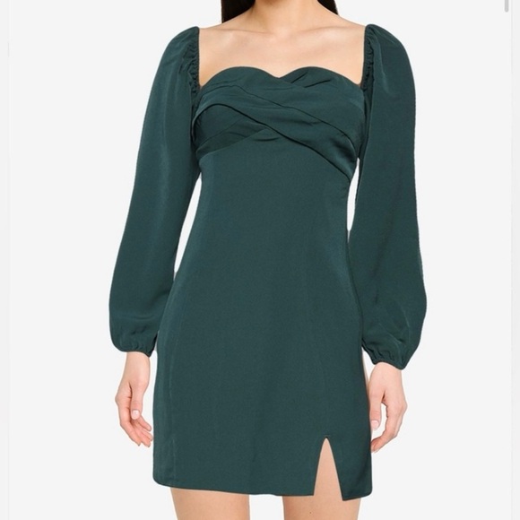 Abercrombie Dark Green Long Sleeve Mini Dress Size Medium Petite MP - Picture 1 of 6